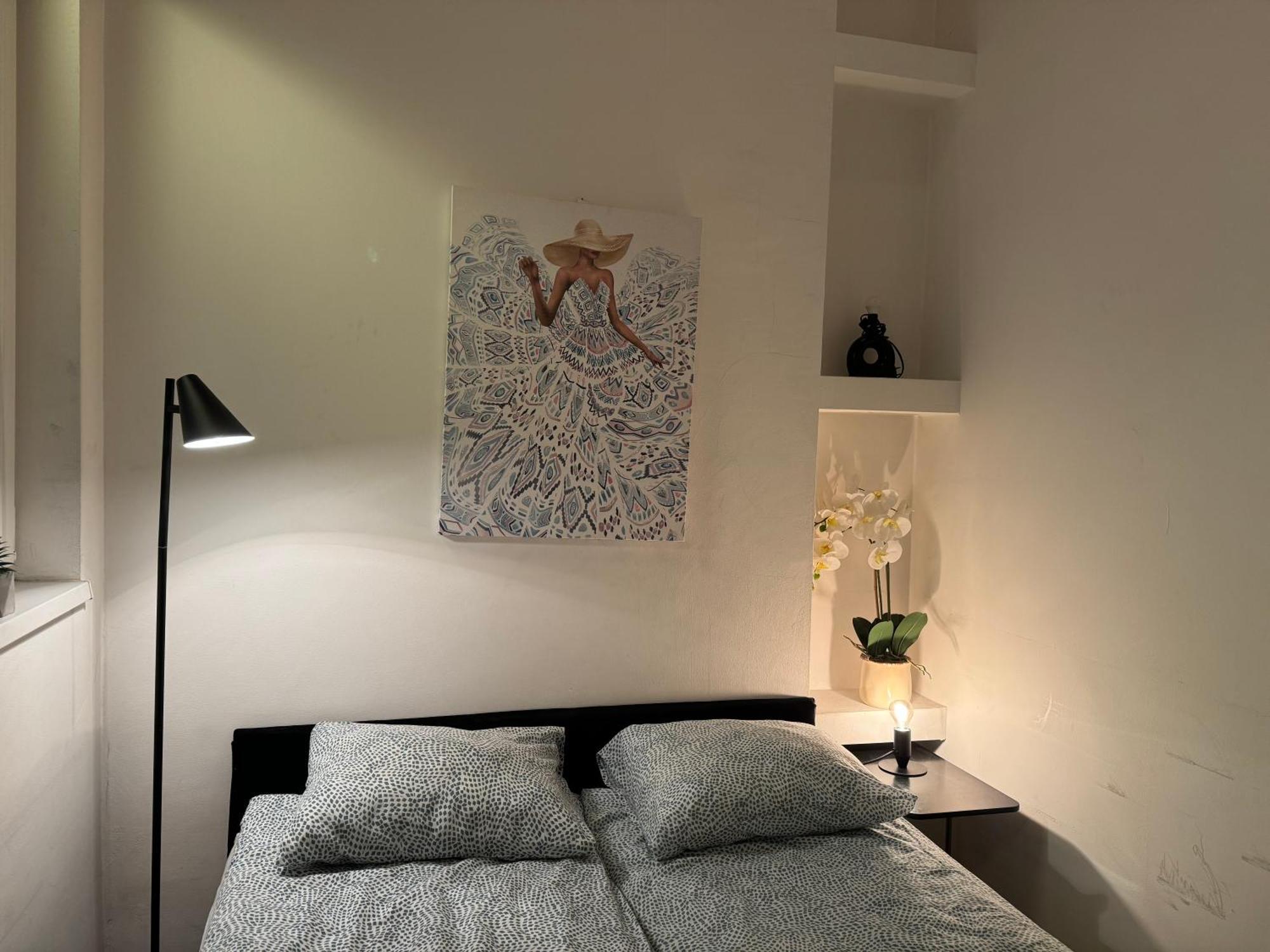 Stylish Apartment by the Vígszínház Theater Budapest Esterno foto